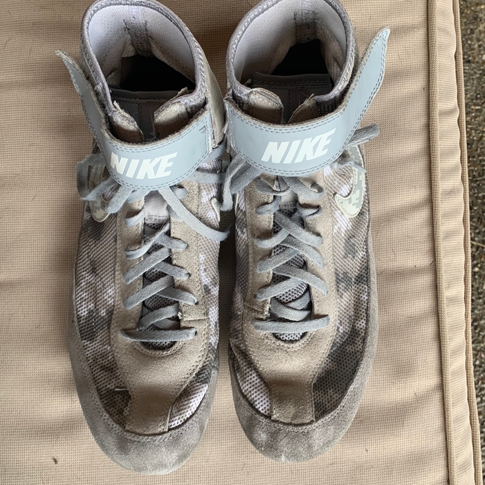 Nike Wrestling Shoes Men’s size 10